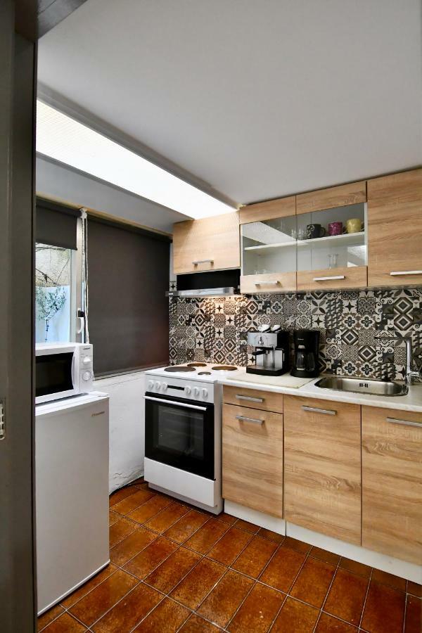 Comfortable, Spacious Studio @ Kolonaki Athens Exterior photo
