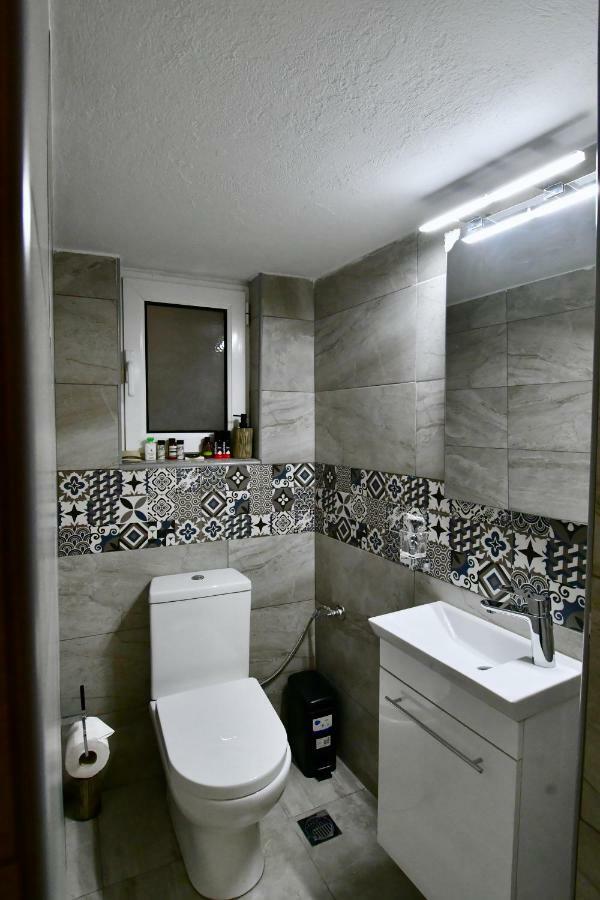 Comfortable, Spacious Studio @ Kolonaki Athens Exterior photo