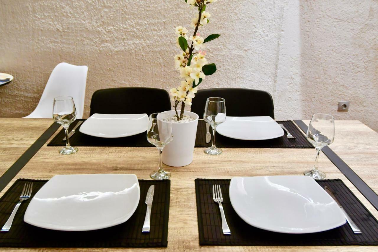 Comfortable, Spacious Studio @ Kolonaki Athens Exterior photo